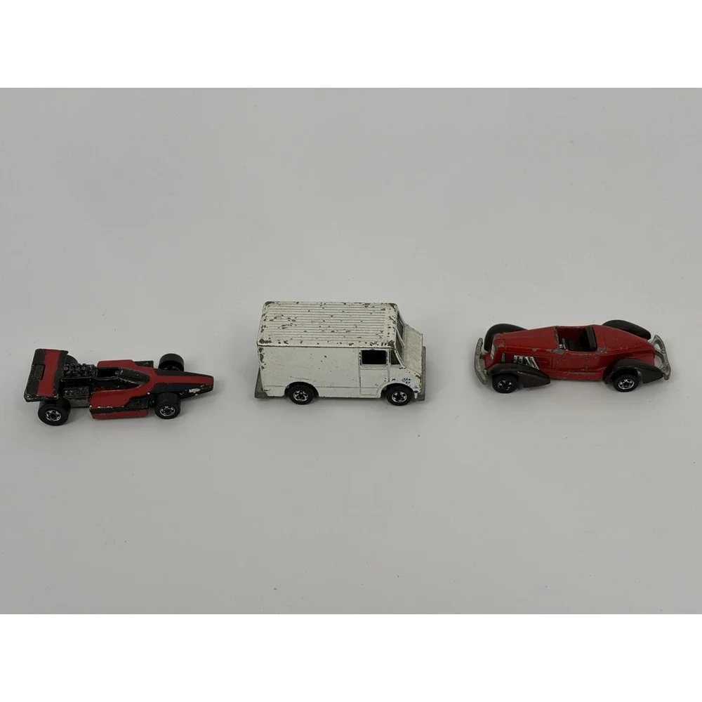 Vintage Hot Wheels Lot of 3 Cars Formula 5000 Auburn 852 and Van